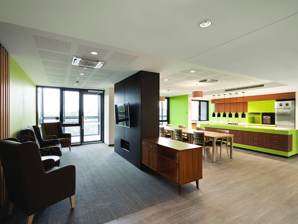 VHHSBA-Aged-care-St-Georges-Hospital-residential-aged-care-interior-lounge-and-dining-dianna-snape-gallery-1000x750-Jan-2021